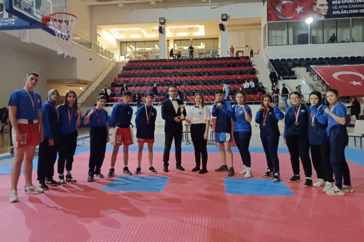 Kütahya Kick Boks'ta madalyalara el koydu