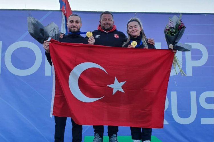 İlbilgi, Güney Kıbrıs’ta İstiklal Marşını okuttu