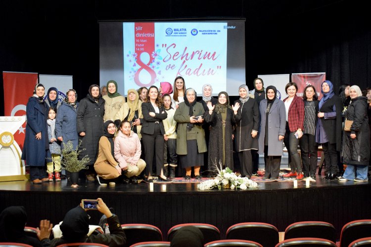 Malatya'da şiirler kadınlar için okundu