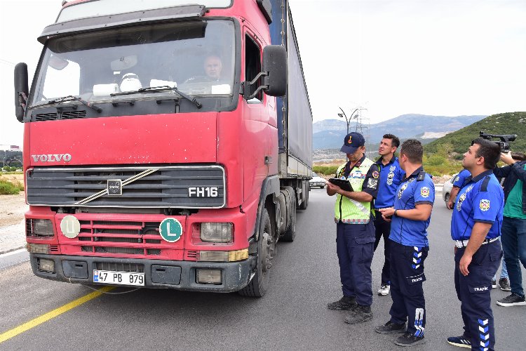 Manisa Büyükşehir ve Jandarma Trafik’ten ortak denetim