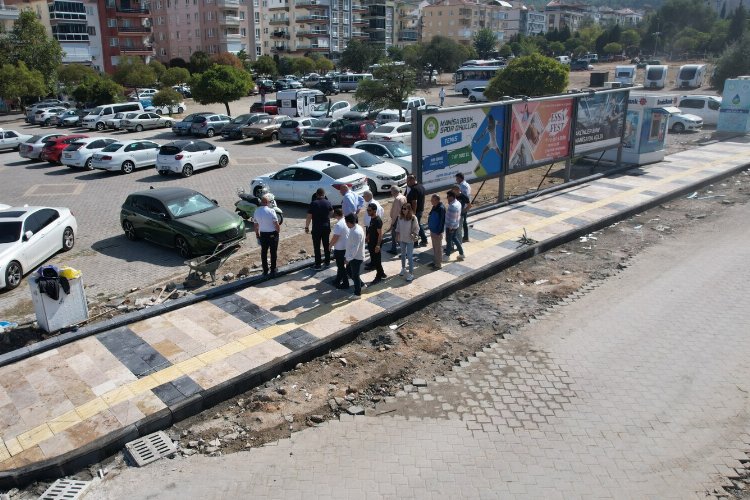 Manisa Cemal Ergün Caddesi'nde değişim başladı