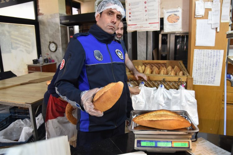 Manisa'da Büyükşehir Zabıtası fırınları denetledi