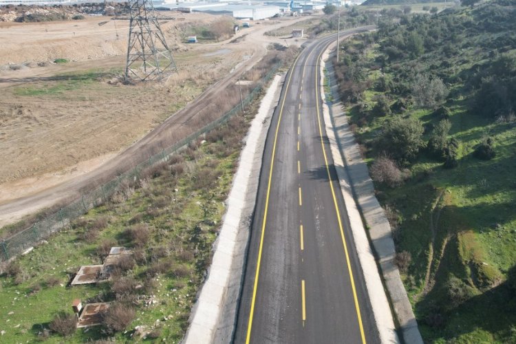 Manisa'da yenilenen yol daha güvenli hale geldi