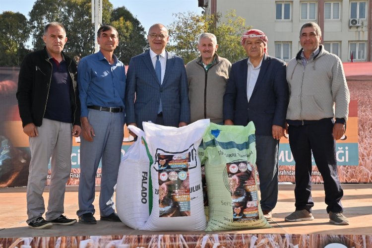 Manisa'dan üreticilere 'tarımsal' tohum desteği