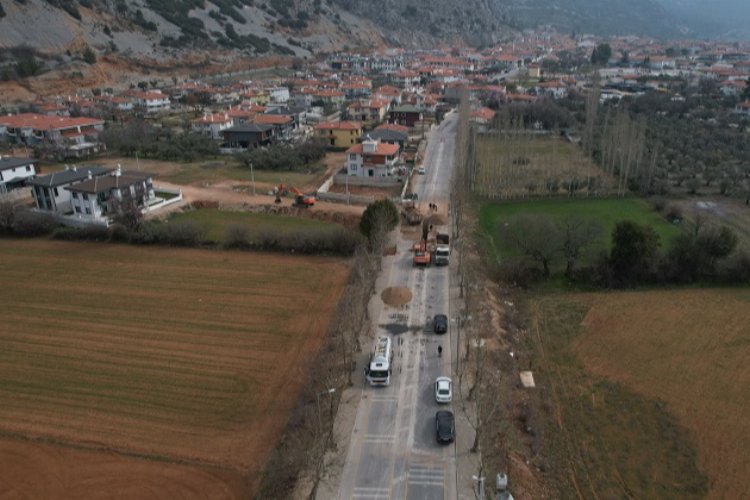 Manisa Düğerek'te asfalt çalışması başladı