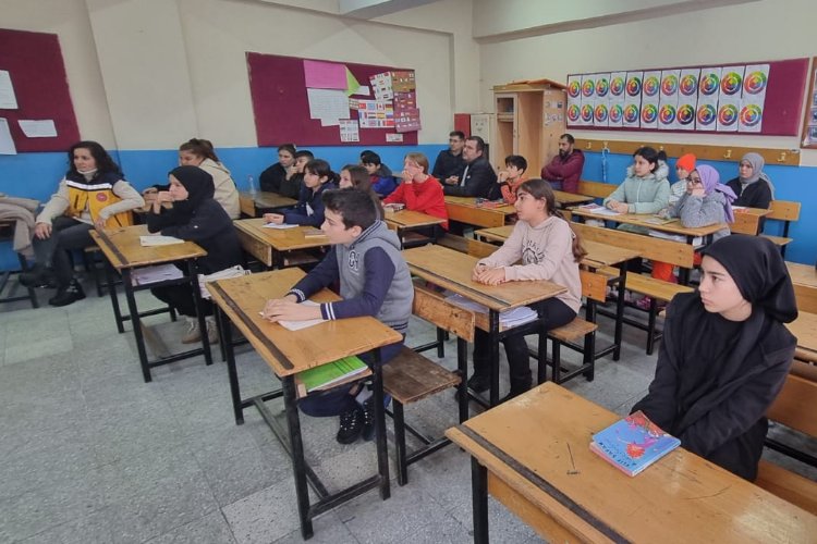 Manisa İtfaiyesi öğrencilerle buluştu