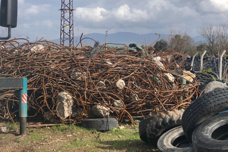 Manisa'nın hurda araç ve malzemeleri ekonomiye kazandırılacak