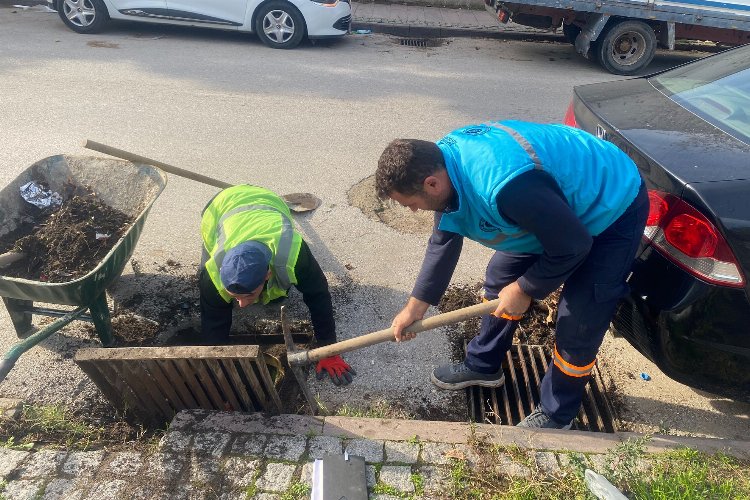 Manisa Şehzadeler'de ızgara temizliği