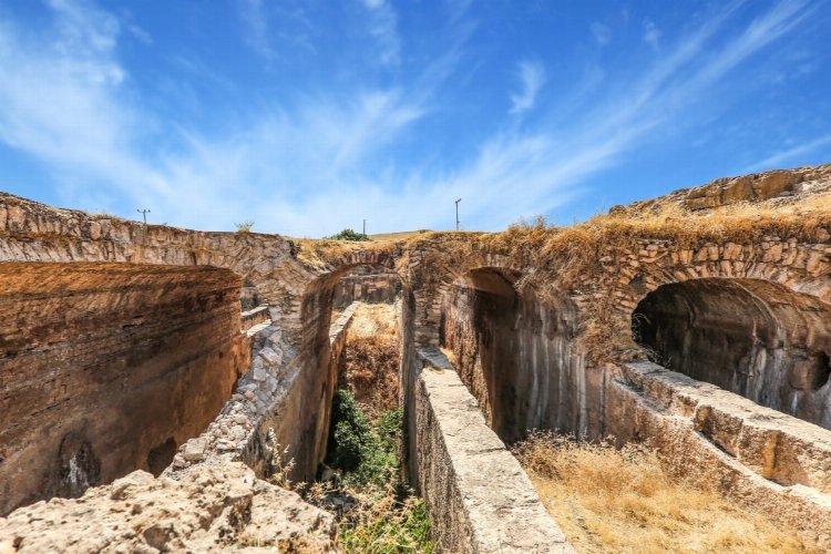 Mardin’in eşsiz güzelliği büyülüyor