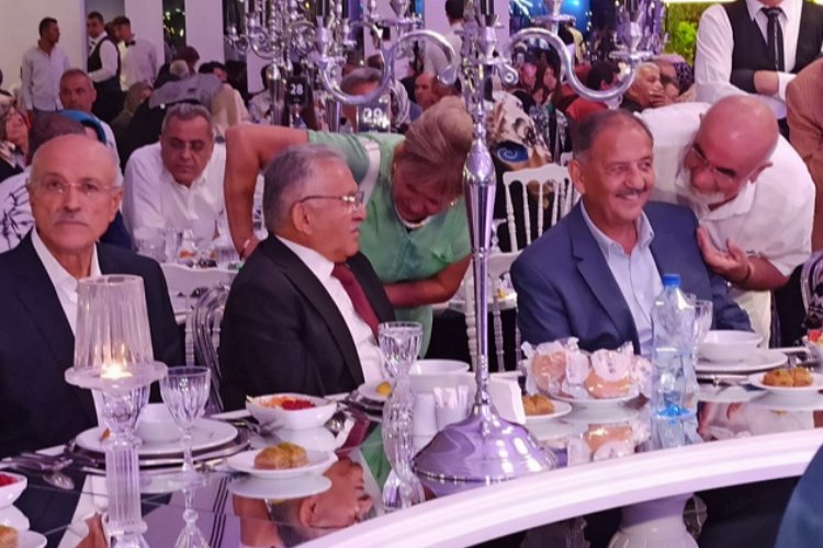 Mehmet Özhaseki'den Büyükkılıç'a 40 yıllık dostluk mesajı