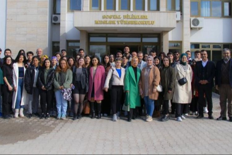 Mersin'de gençler, turizm sektörünün kapılarını aralıyor