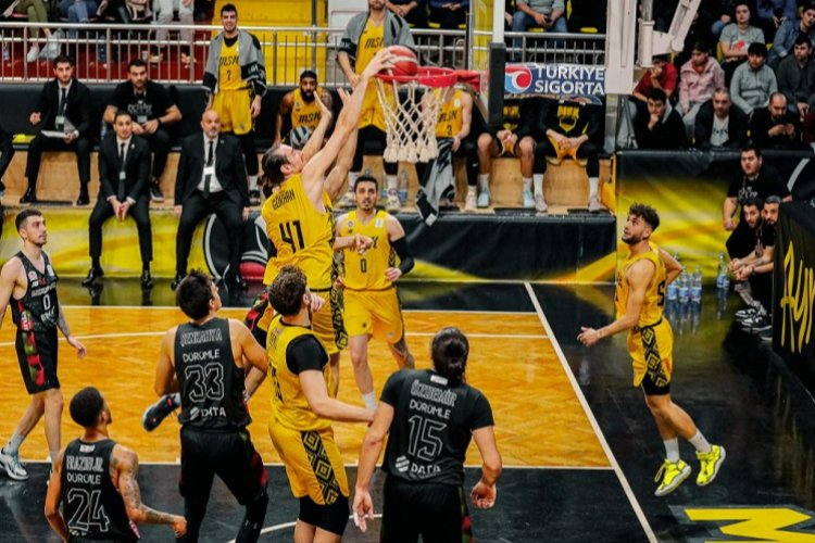 MSK Basketbol, Karşıkaya’yı İzmir’e mağlup gönderdi