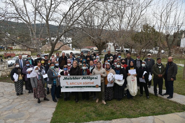 Muğla Milas'ta Arıcılık Eğitimi tamamlandı: Arı yoksa, yoksa yaşam yok!