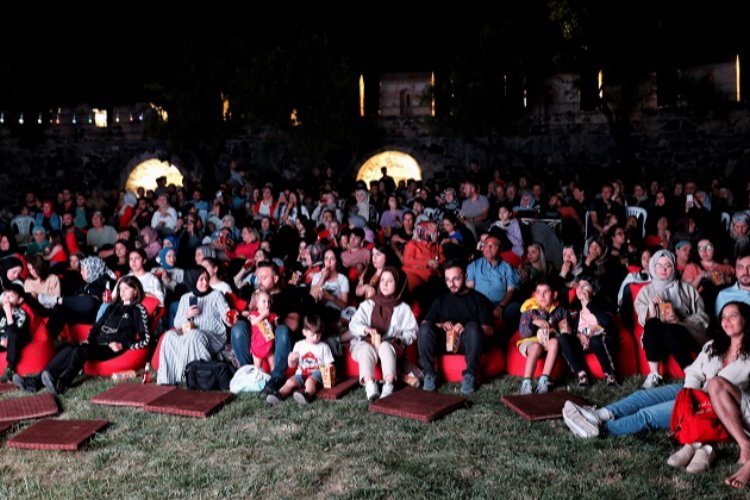 Nevşehir'de açık hava sinema keyfi