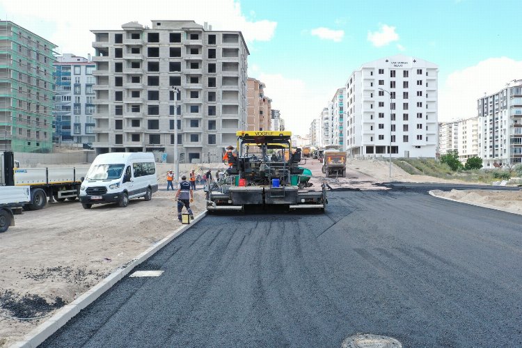 Nevşehir'de trafiğe 'asfalt' ayarı