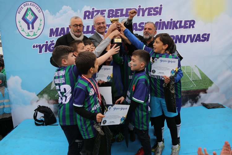 Rize'de 'Çocuk Futbol Turnuvası' sona erdi