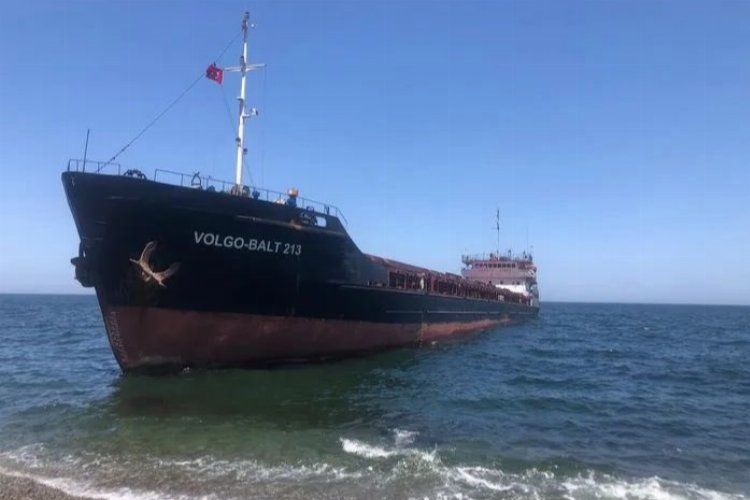 Rusya'dan Gemlik'e yüküyle geliyordu... Mudanya açıklarında karaya oturdu!