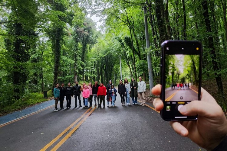 Sakarya'da dereceye giren öğrenci ve ailelerine turizm gezisi