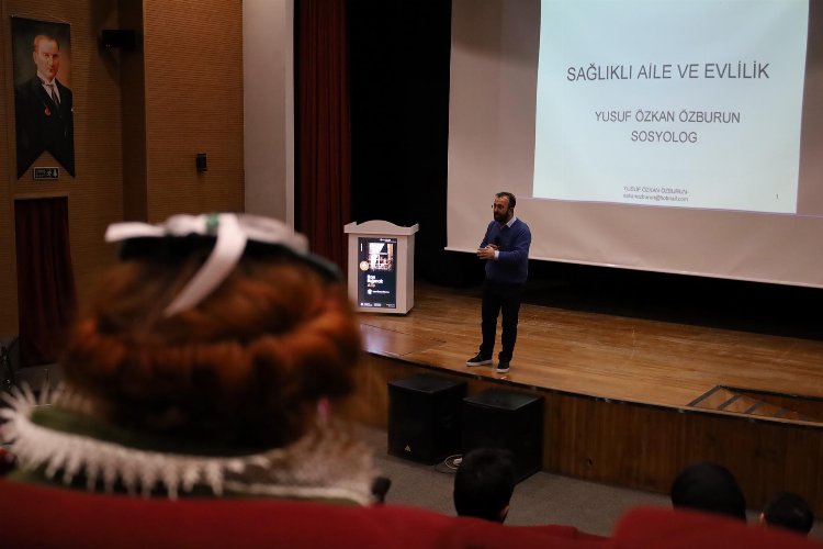 Sakarya'da 'güçlü aile' konuşuldu