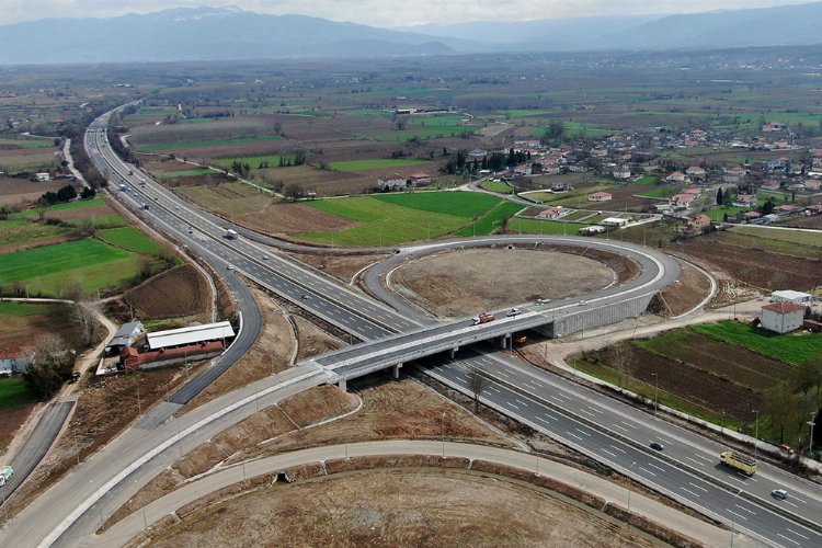 Sakarya'da yeni otoban girişinde çalışmalar hızlandı