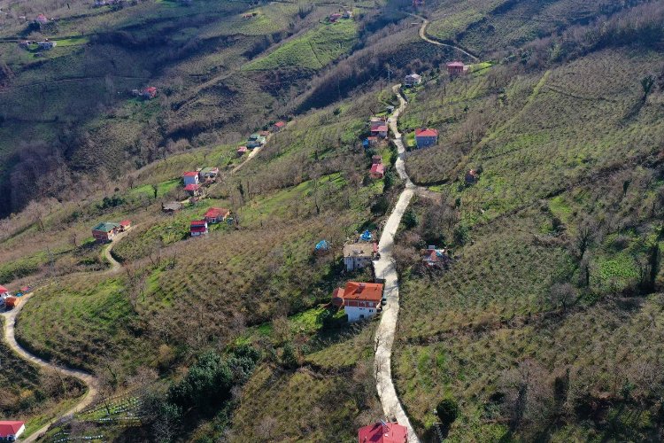 Saray Mahallesinde beton yol sevinci