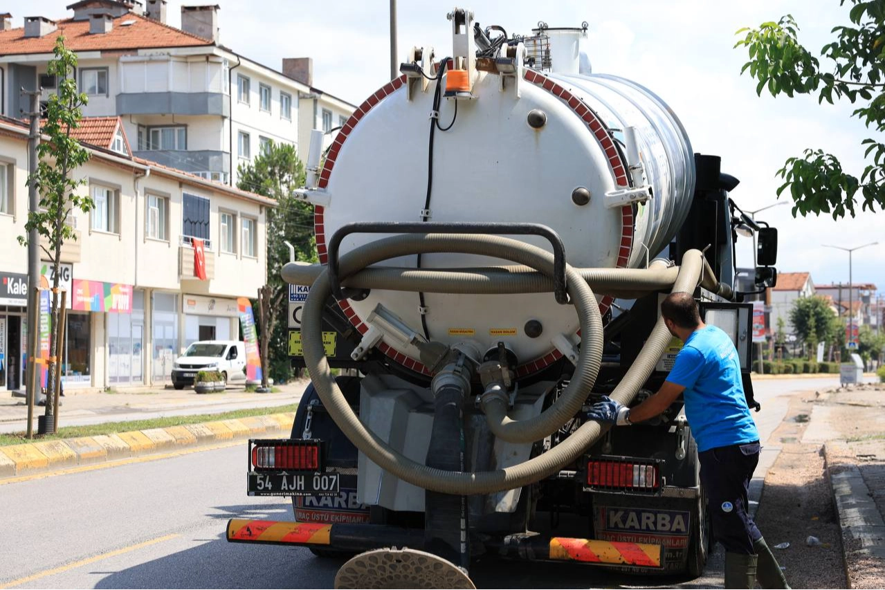 SASKİ sağanak yağışta 125 kişiyle sahadaydı