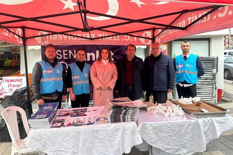 ‘Sen Anlat İzmit’ vatandaşları dinlemeye devam ediyor