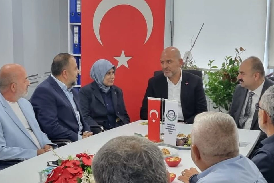 Ak Parti Milletvekili Süleyman Soylu’dan Ümraniye Esnaf ve Sanatkarlar Odası’na ziyaret