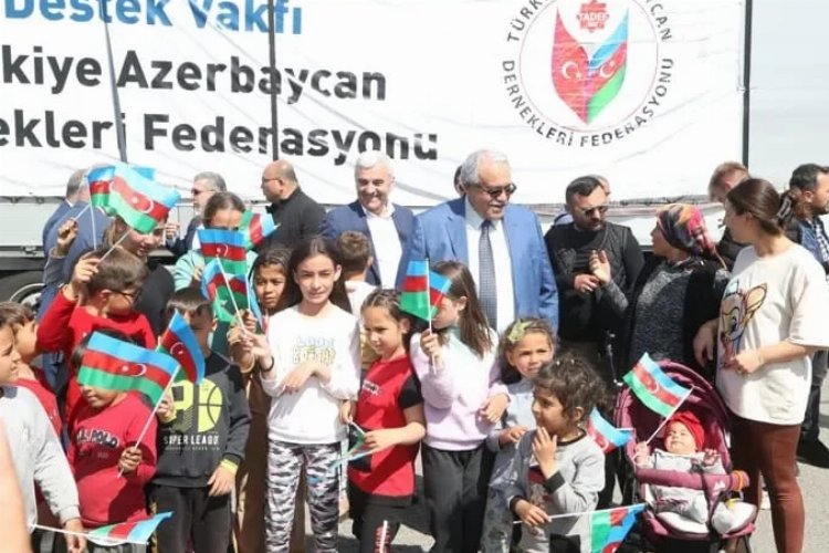 Azerbaycan'dan Kahramanmaraşlı depremzedelere ziyaret