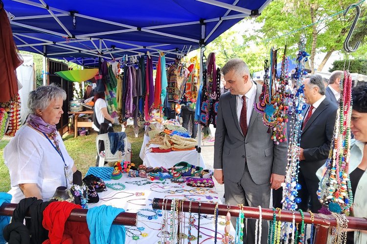 Bahar Şenliği Kavaklı Sahili Amfi'de başladı