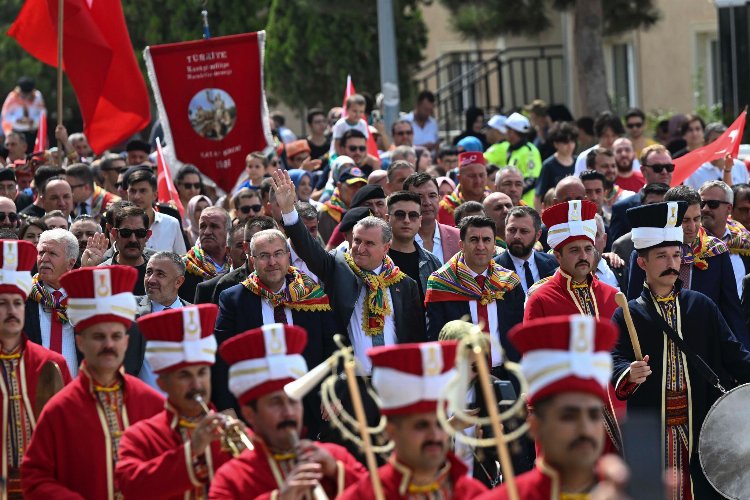 Bakan Bak Söğüt'ten sesledi... Geleceğe güçlü şekilde yürüyeceğiz