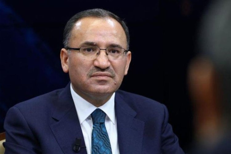 Bakan Bozdağ'dan Anayasa teklifi açıklaması... Pazartesi'ye kadar netleştireceğiz