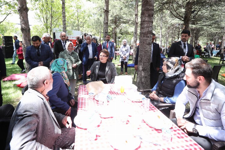 Bakan Yanık 'aile' pikniğinde