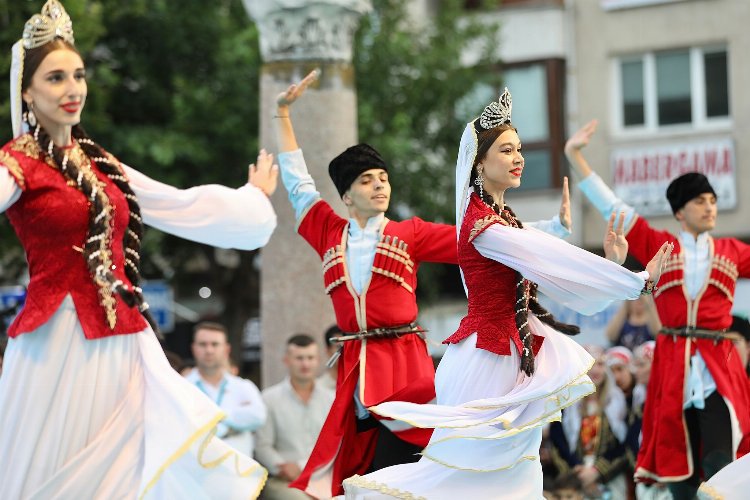 Bergama Kermes Festivali'ne muhteşem açılış