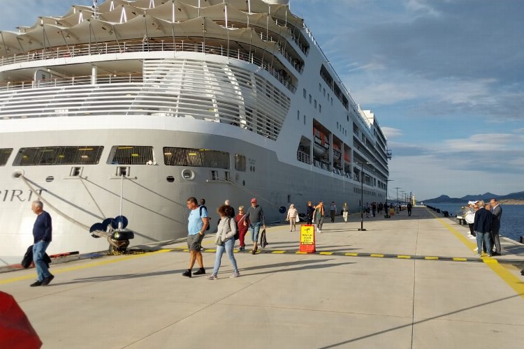 Bodrum Cruise Port yılın ilk gemisini ağırladı