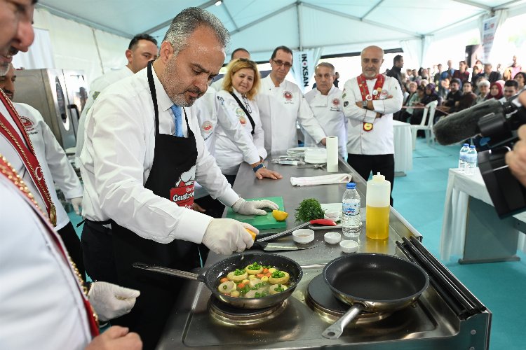 Bursa'da Gastronomi Festivali'ne renkli açılış