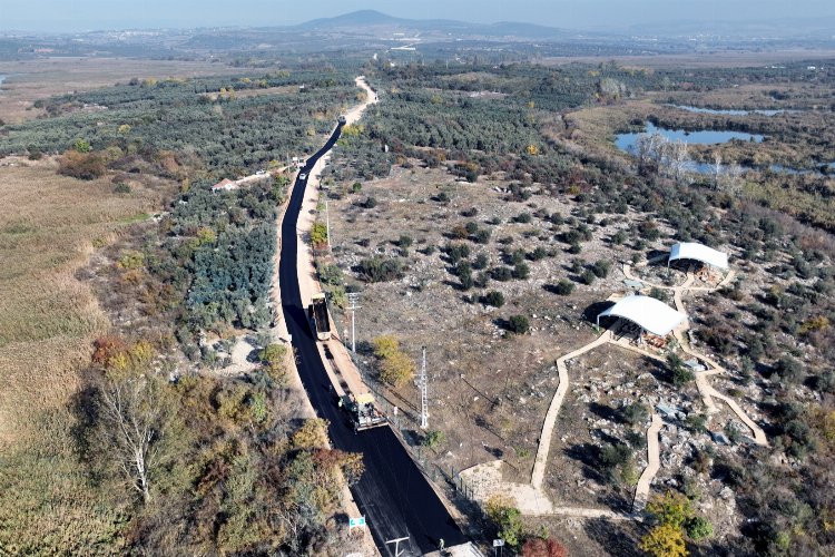 Bursa'da Gölyazı yolu yenileniyor