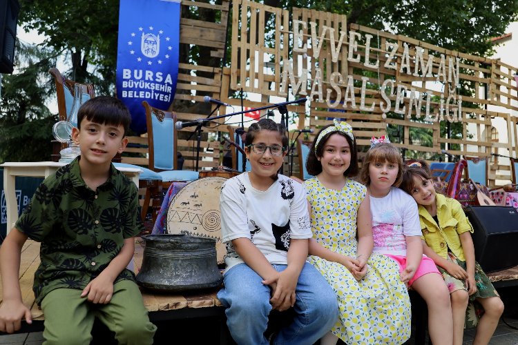 Bursa'da masal dünyasına renkli yolculuk