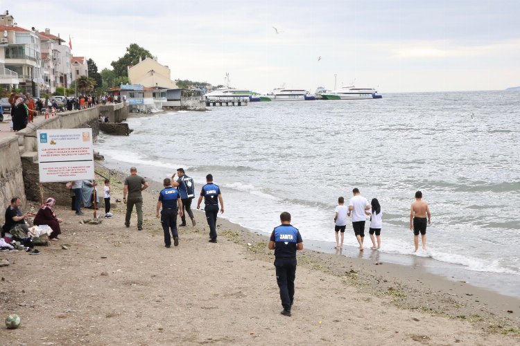 Bursa'da Mudanya Zabıtası sahil devriyesinde