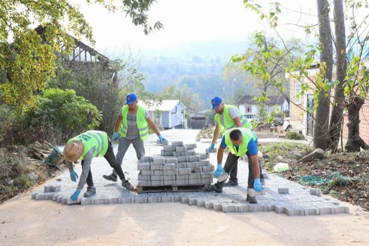 Bursa İnegöl'de kırsalın sokakları parke taşla kaplanıyor