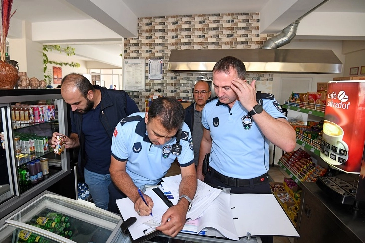 Bursa Osmangazi Zabıtası'ndan okul kantinlerine denetim