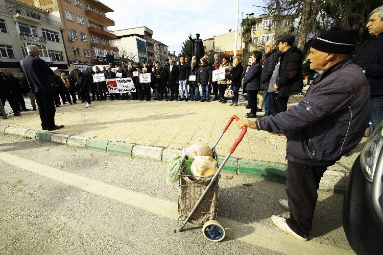 Bursa Yenişehir'de çiftçinin emeklilik sorununa çözüm çağrısı