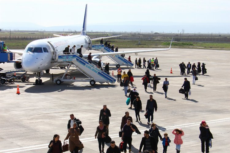 Bursa Yenişehir'den 112 bin yolcu 'hava'landı