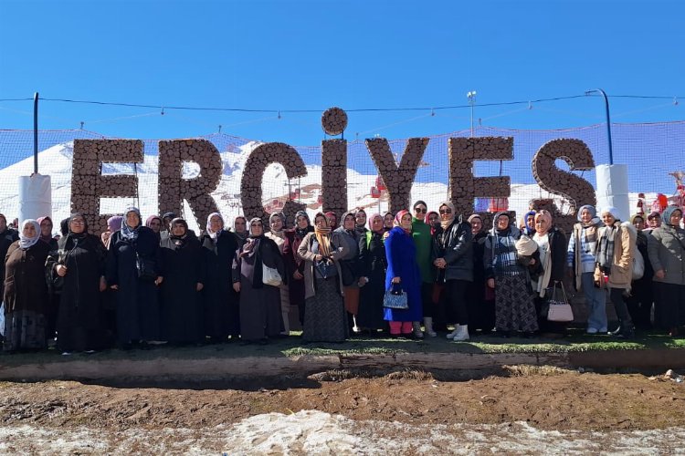 Büyükşehir Kaymek’ten Erciyes Dağı’na hiç gitmeyen 55 kadına jest