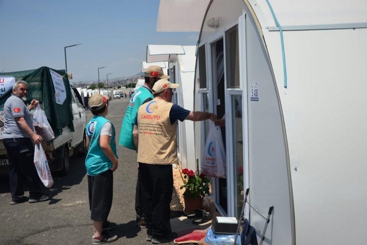 Cansuyu Kayseri'nden 3 milyon aileye kurban eti