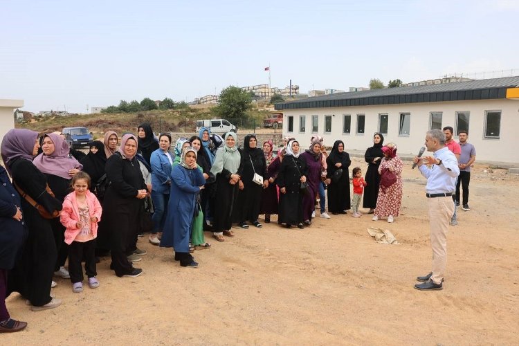 Çayırova'da Başkan Çiftçi'den eser turu devam ediyor