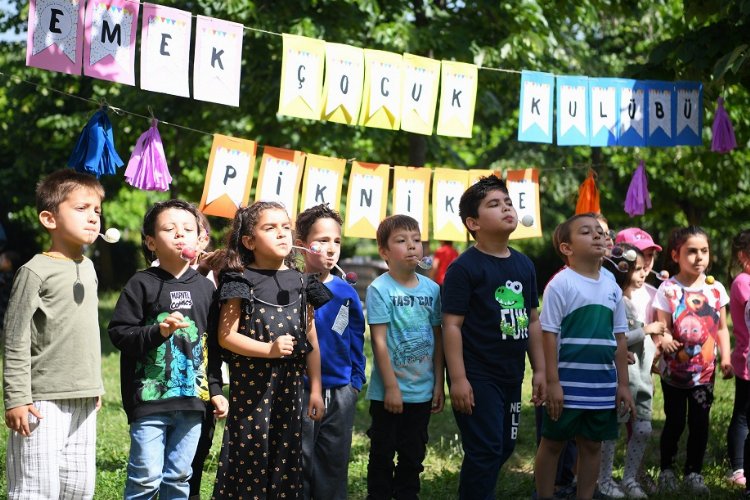 Çayırova'da Çocuk Kulübü öğrencileri piknikte eğlendi