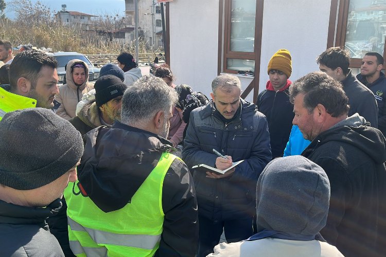 Çayırova Hatay'da yara sarıyor