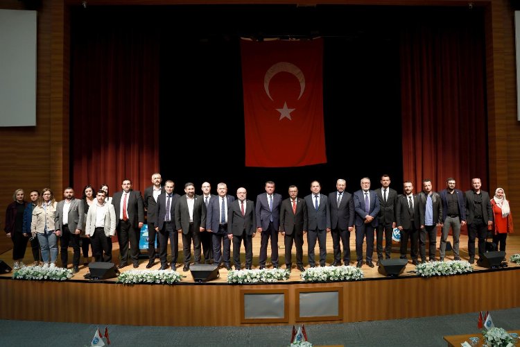 Cumhurbaşkanı Başdanışmanı Sertçelik, Kayseri Üniversitesi'nde konferans verdi