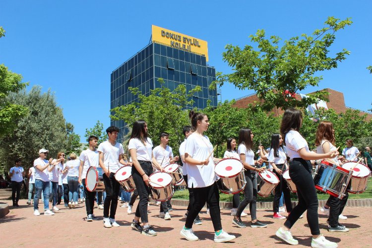 DEKFEST bu yıl sosyal sorumluluk kazandı